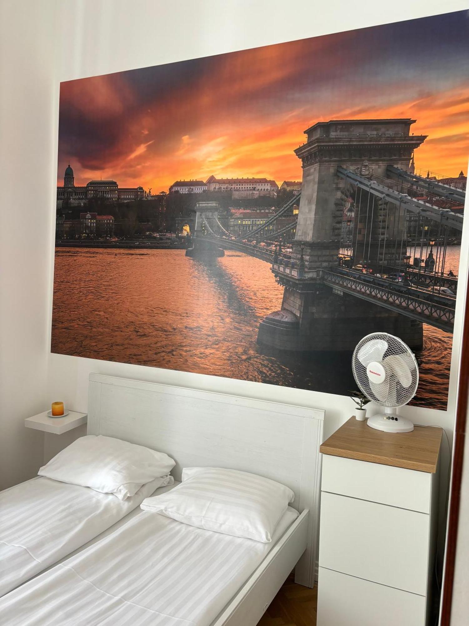 Spring Roses Downtown Boutique Hotel Budapest Eksteriør bilde